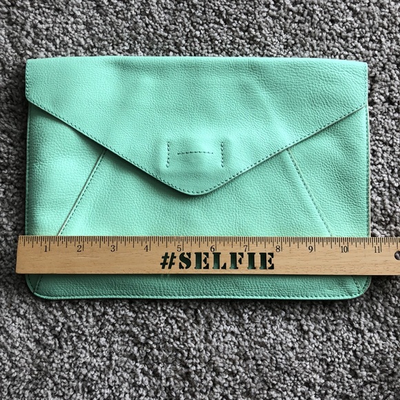 Gap 100% Leather Envelope Clutch - Picture 3 of 5